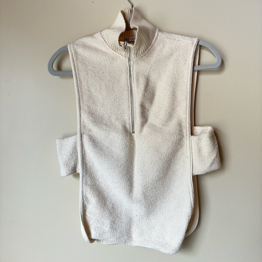 ZARA Sweater vest half zip